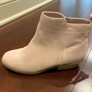 Girls shot pink boots